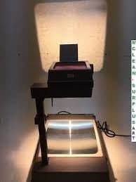 Overhead Projector w/ Extra Bulb