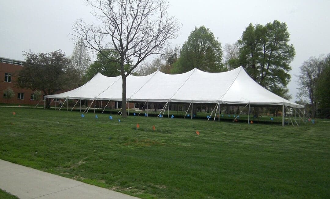 40’ x 120’ Pole Tent (Seats 480)
