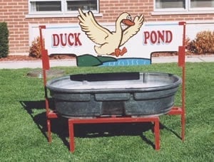 Duck Pond w/pump and ducks